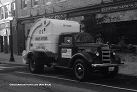 Classic Refuse Trucks Restored Preserved Refuse Trucks Garbage Truck Trucks Truck Transport
