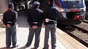 Quanto si impiega a percorrere in treno la tratta da torino a bardonecchia e quanto partono i primi e gli ultimi treni? Furto Sul Treno Torino Bardonecchia Inseguimento Sui Vagoni Capotreno 8 Febbraio 2020