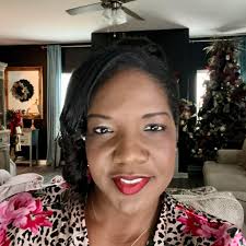 This is real love baby, I still think you're sexy in your moo moo & bonnet  😏😂 #relatable #marriedlife #funnycouples