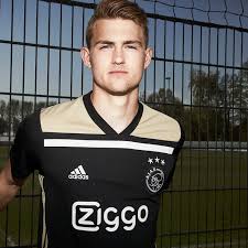 Add the name and number of your favourite player or choose your own custom shirt printing kids ajax shirts. Afc Ajax 2018 19 Kit Dream League Soccer Kits Kuchalana