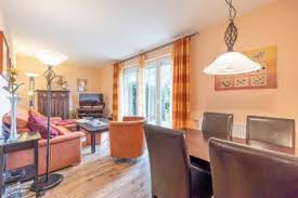 Das haus windrose verfügt über einen fahrstuhl, eine tiefgarage, einen gemeinschaftsfahrradkeller sowie über eine münzwaschmaschine und einen münztrockner im keller. Ferienwohnungen In Graal Muritz Deutschland Privat Mieten