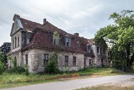 Courtagefreie traumhäuser zu günstigen preisen. Verlassenes Gutshaus Mecklenburg Vorpommern Realportico