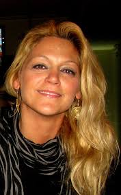 Patricia Pestana's Instagram, Twitter & Facebook