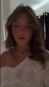 Lacey Leonard's Instagram, Twitter & Facebook