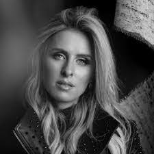 Ashlyn Calhoun's Instagram, Twitter & Facebook