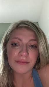 Laurie Cardwell's Instagram, Twitter & Facebook