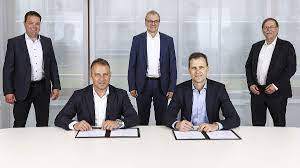 Flick managed to get the tune out of a squad that was struggling during niko kovac's second season at the club. Germany On Twitter Breaking Hansi Flick Will Become The New Germany National Team Head Coach Following Euro2020 Diemannschaft
