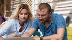 Ce jeudi 15 août, demain nous appartient continuera de passionner les français à 19h20. Revoir Gratuitement Demain Nous Appartient