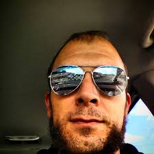 Justin Buttrey's Instagram, Twitter & Facebook