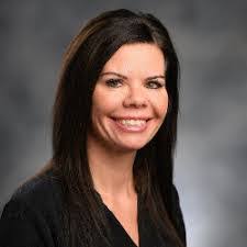 Amber Holm's Instagram, Twitter & Facebook