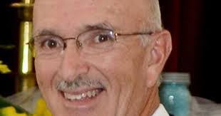 Linda Kenton's Instagram, Twitter & Facebook