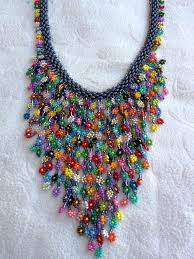 820ecc7f66d58b40a6eccf0d8c628f23 Jpg 720 960 Boncuk Suslu Takilar Seed Bead Tutorials Boncuk Kolyeler