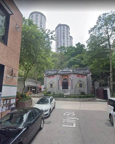 Colourised an old photo of Lin Fa Kung, Tai Hang 大坑蓮花宮 (c.1880) [Version 2.0] Source 1: Hong Kong Museum of History Source 2: Google Maps - Street View #OldHKinColour #HongKong #香港 #photography #