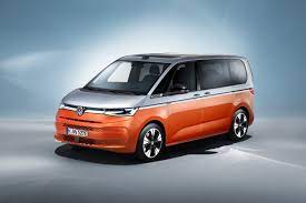 Seit 2015 ist der vw t6 in deutschland am start. Vw T7 So Sieht Der Neue Bulli Aus Mit Hybridantrieb Business Insider