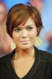 May 23, 2019 · cropped hair became a badge of freedom, rebellion, and independence for working women who had also just gained the right to vote, scrivo writes. Chin Round Face Short Hairstyles For Thick Hair Novocom Top