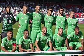 الذي حقق أول فوز لمنتخب افريقي في كأس العالم عندما فاز على منتخب ألمانيا الغربية. Ù‚Ø§Ø¦Ù…Ø© Ù„Ø§Ø¹Ø¨ÙŠ ÙƒØ±Ø© Ø§Ù„Ù‚Ø¯Ù… Ø§Ù„Ø¬Ø²Ø§Ø¦Ø±ÙŠÙŠÙ† ÙÙŠ Ø§Ù„Ø¨Ø·ÙˆÙ„Ø§Øª Ø§Ù„Ø£Ø¬Ù†Ø¨ÙŠØ©