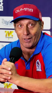 Apoyo de Pedro Troglia a Rougier en Honduras