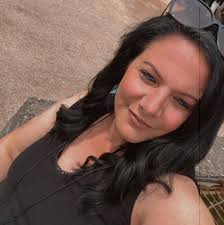 Ich möchte euch als kleines Dankeschön für eure Treue, eine kleine (6cm  Durchmesser) Nacht-/Dekolampe verlosen. Die Pusteblume wurde liebevoll von  meinen Kindern gesammelt und hält eingegossen im Epoxidharz ewig♥️😊 1.  Folgt mir