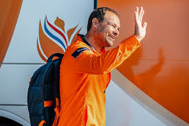 Rowing News: Oxford and Cambridge crews clash in the Fours Head