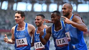 The final of the 4×100 men relay: P Kdmtntxuoztm