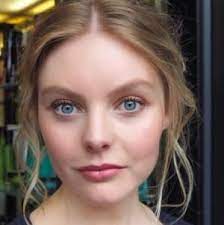 Maybe you would like to learn more about one of these? New Pics Of Nell Hudson At The Victoria Season 2 Premiere Outlander Online Victoria Outlander Actresses