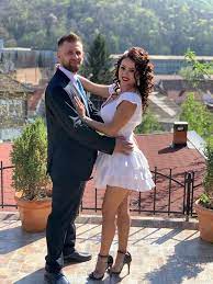 Stiri despre larisa dragulescu in siteul www.sport.ro. Cu Ce Se OcupÄƒ Larisa DrÄƒgulescu La 14 Ani De La DivorÈ›ul De Gimnast Mi Am CumpÄƒrat È™ase LocuinÈ›e Libertatea