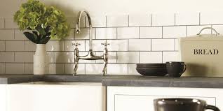 traditional & classic kitchen tile ideas