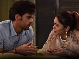 Set in prayagraj, the series follows the love story of dhruv and sonam who are forced to share a house with their respective families due to the. Lockdown Ki Love Story Spoiler Lockdown Blocks Dhruv Sonam S Wedding