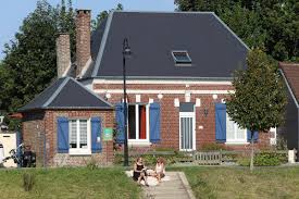 Location chambres d'hôtes proche saint valery sur somme dans une maison de maître. La Maison De L Ecluse Meubles Et Gites Saint Valery Sur Somme