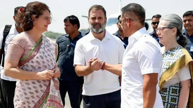 राहुल गांधी के अमेठी से चुनाव नहीं लड़ने पर क्या कह रहे हैं वहां के लोग: ग्राउंड रिपोर्ट - BBC News हिंदी