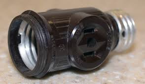 File Eagle Bulb And Plug Adapter Jpg Wikimedia Commons