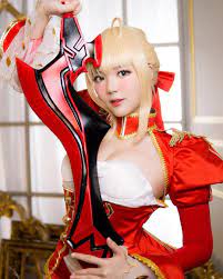 Yingtze Ying Tze When Being Asked Who Is My No 1 Waifu In Fatego Of Course It S Saber Nero I Ve Cosplayed A Lot O Cosplay Girl Photos Wonder Woman
