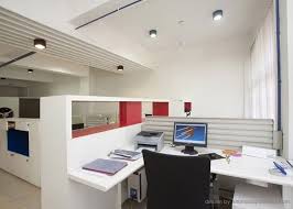 Menerapkan interior kantor ergonomis dalam desain kantor modern. Desain Interior Kantor Untuk Memberikan Nuansa Berbeda Desain Interior Desain Ruang Kerja Desain Rumah