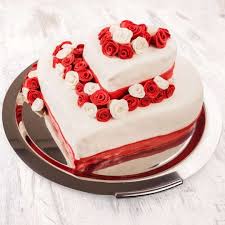 It is a tradition of mine to make cakes for each of my. Grand Wedding Red Velvet Cake 1 5 Kg Cakegift In