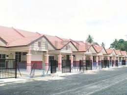 Duti setem ialah cukai yang dikenakan oleh pihak kerajaan terhadap setiap transaksi hartanah yang dilakukan. Rm1b Bantu Miliki Rumah Pertama