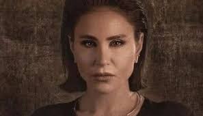 Посмотрите твиты по теме «#ديمة_قندلفت» в твиттере. Ø¯ÙŠÙ…Ø© Ù‚Ù†Ø¯Ù„ÙØª ØªÙƒØ´Ù Ø¹Ù† Ø±ØµØ§ØµØ© Ø§Ø®ØªØ±Ù‚Øª ÙˆØ¬Ù‡Ù‡Ø§ ÙÙŠ Ù…Ø³Ù„Ø³Ù„ Ø§Ù„Ù†Ù‡Ø§Ø±