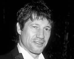 Kevin Bacon Warmly Remembers 'Tremors' Co-Star Fred Ward