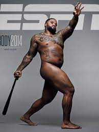 Former Brewers slugger Prince Fielder recreates famous naked photo