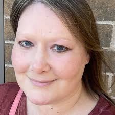 It's actually insane how awful the Oval Office looks