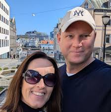 Hi guys Some advice please My wife just bought an A1 2015 It does not have  phone installed or sat nav How do I go about updating the mmi so that the