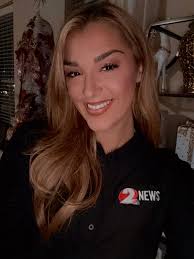 Alright everyone bear with me now…🥹 After sharing the studio, the laughs,  the long days, and wayyyyy too many inside jokes, my amazing co-host  Caroline is off to her next big adventure.