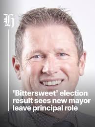 Mike Pettit secured 7044 votes, ahead of Susan O'Regan's 5822 in the  mayoral race.