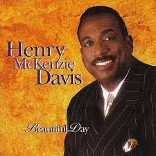 Henry Mckenzie's Instagram, Twitter & Facebook