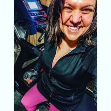 Andrea Huff's Instagram, Twitter & Facebook