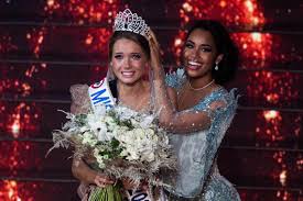 Ce samedi 19 décembre 2020, se tenait l'élection de miss france 2021. Tout Sur Amandine Petit Miss France 2021