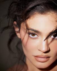 2 more days until our wisp lash mascara launches april 4 🖤⁠ ⁠  #wisplashkyliejenner