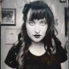 Troy Woomer's Instagram, Twitter & Facebook