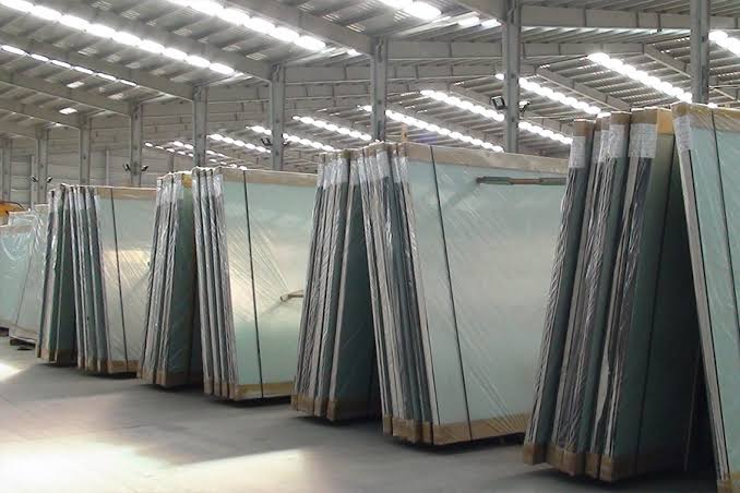Vận chuyển cửa nhôm kính từ Bình Dương đi Hà Nội cần lưu ý gì?