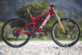 pro bike check lewis buchanan s trek factory racing slash enduro mountainbike magazine mtb bike mountain bike ride bike