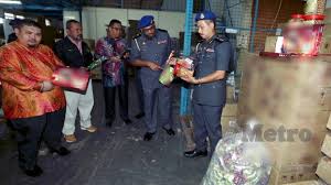 Jabatan kawalan bangunan (jkb) melaksanakan fungsi kawalan bangunan di wilayah persekutuan kuala lumpur (wpkl) melalui perwakilan kuasa kawalan bangunan merangkumi aspek kelulusan, pemantauan pembinaan dan penguatkuasaan sebelum, semasa dan selepas bangunan siap dibina. Guna Logo Halal Tapi